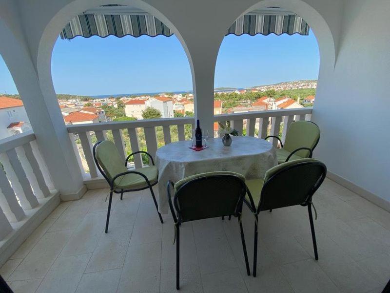 Apartment Olic Рогозница Экстерьер фото