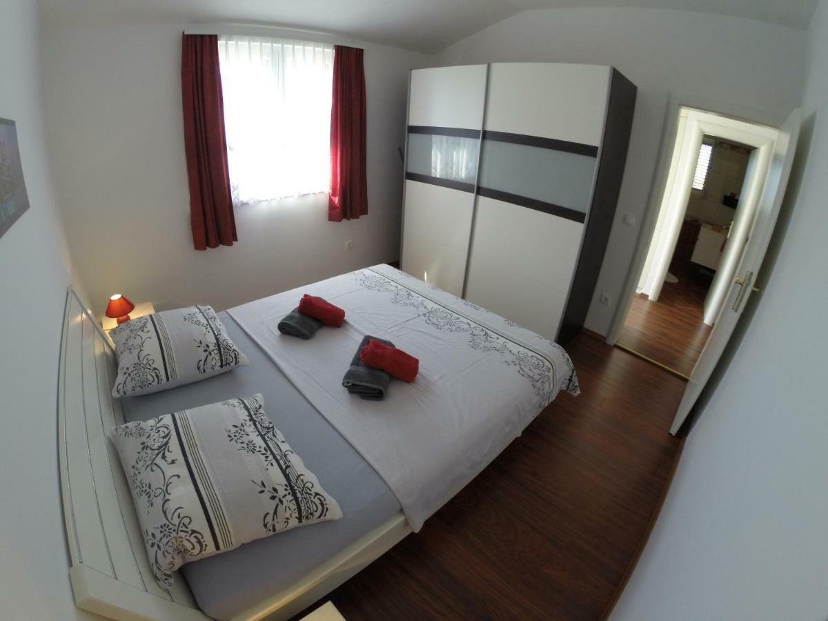 Apartment Olic Рогозница Экстерьер фото