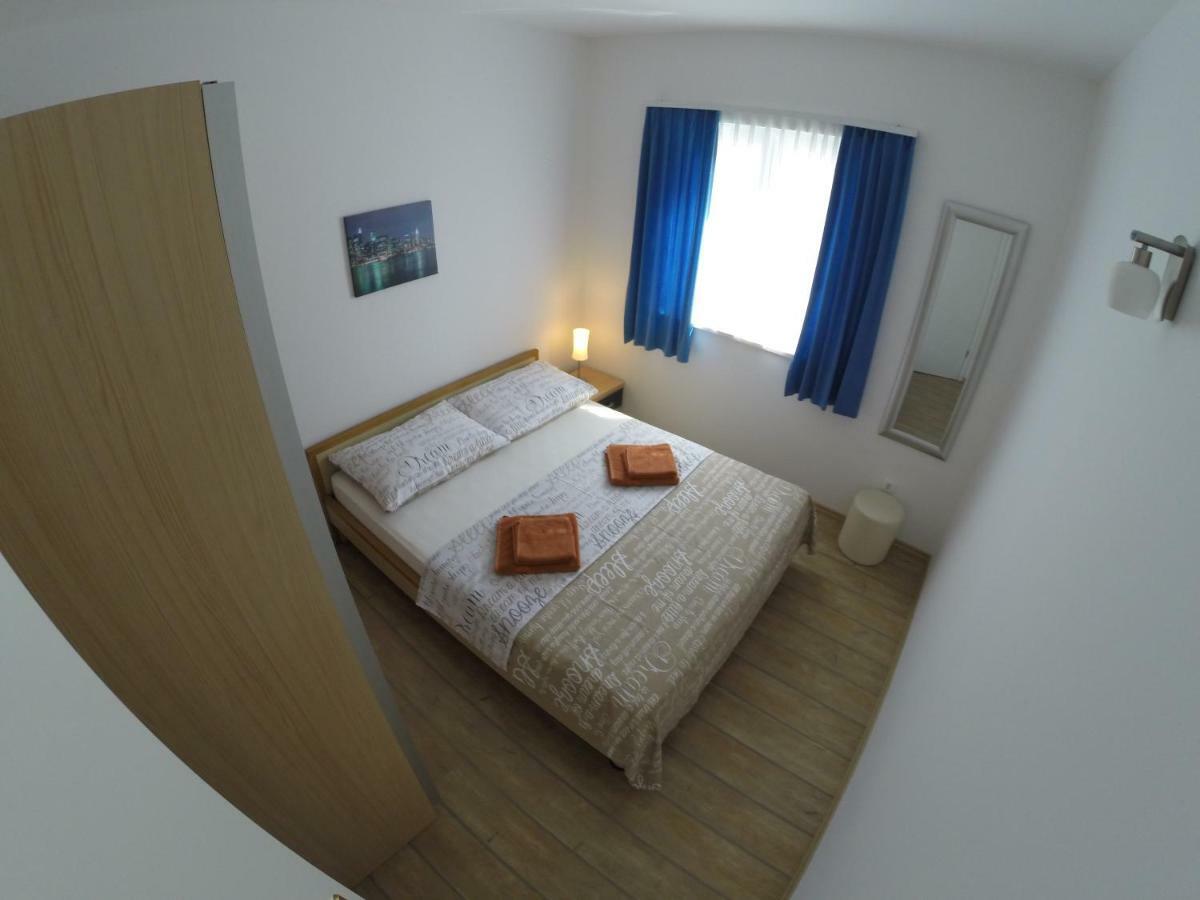 Apartment Olic Рогозница Экстерьер фото